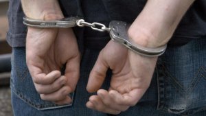 Белоглинские полицейские задержали курьера дистанционных мошенников